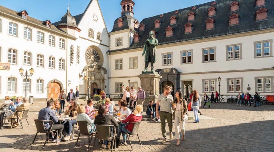 Rathaus, ehemaliges Jesuitenkolleg, Koblenz | © Koblenz-Touristik GmbH / Dominik Ketz