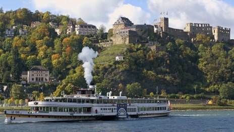 Die Goethe vor Burg Rheinfels | © Romantischer Rhein Tourismus GmbH, Friedrich Gier