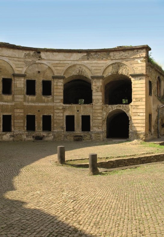 Fort Asterstein Innenhof | © Koblenz Touristik GmbH