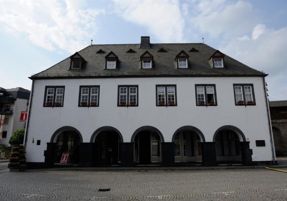 Touristinformation Lahnstein im Salhofgebäude | © Stadt Lahnstein